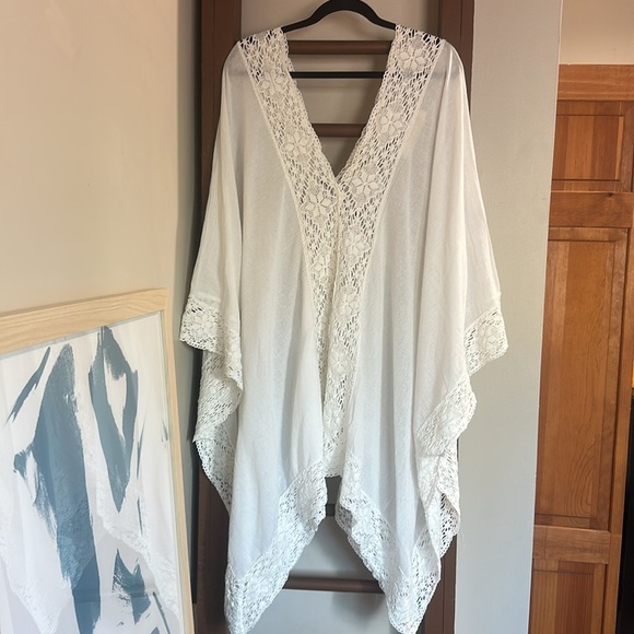 Jen’s Pirate Booty Whimsical Kaftan - Picture 4 of 5